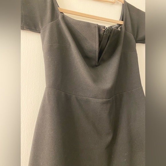 Lulu's Lynne Black Off-the-Shoulder Maxi Dress Formal Black Tie Size Small - Picture 8 of 13